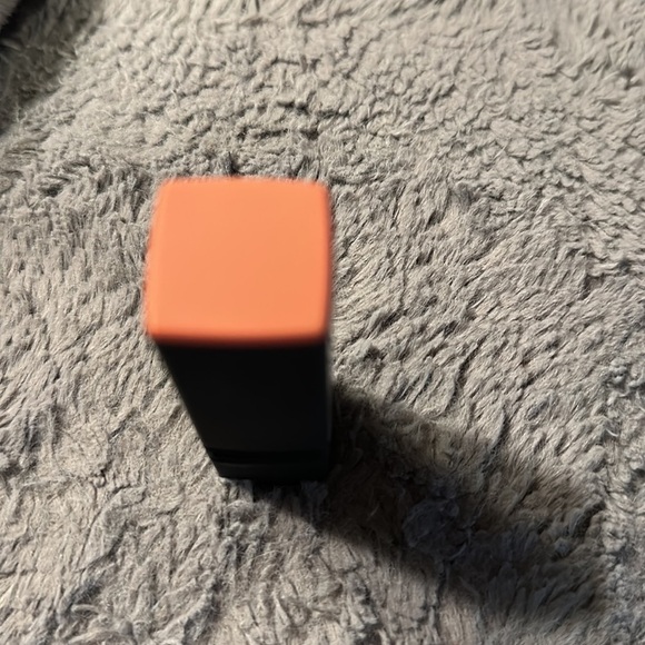 Romantic Beauty Matte Color 107 Pretty matte color with Gold Flecks - Picture 3 of 6